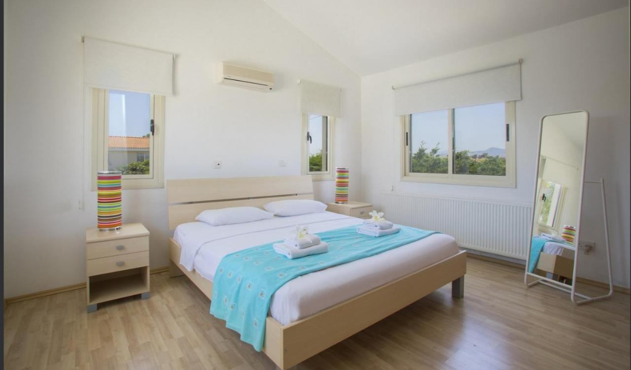 Soothing Sunset Villa With Private Pool, 200M From The Beach Perivolia Luaran gambar